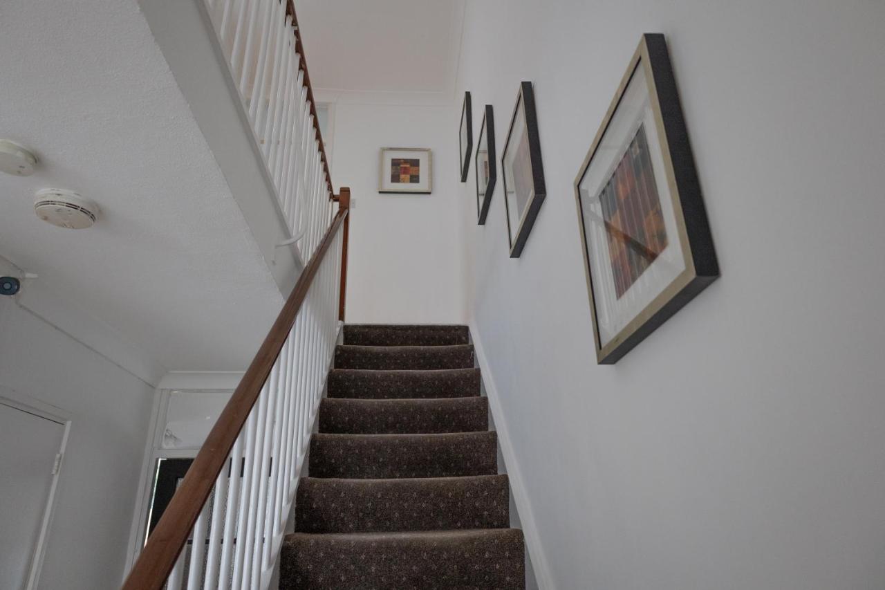 London - 4 Bed - Sleeps 8 - Garden - Pet Friendly Villa Ngoại thất bức ảnh