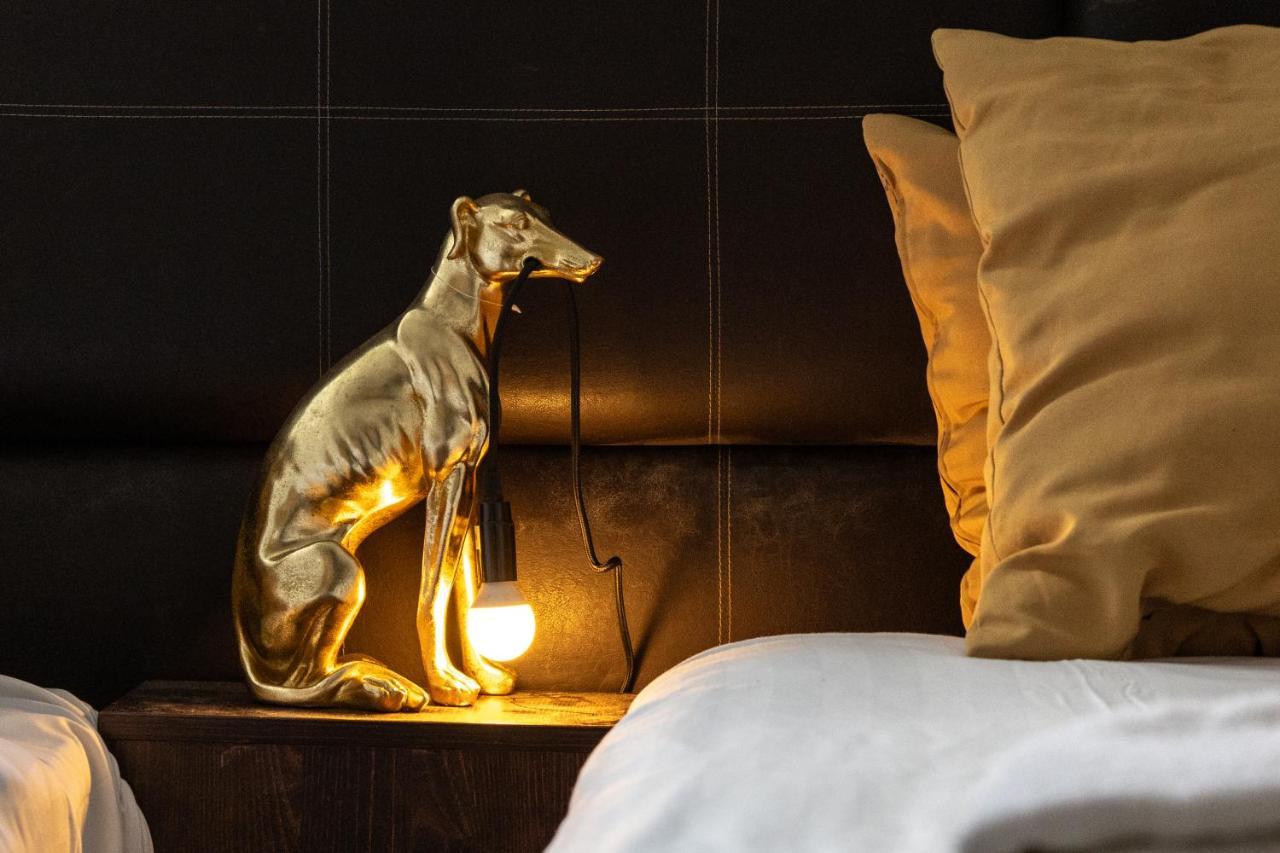 London - 4 Bed - Sleeps 8 - Garden - Pet Friendly Villa Ngoại thất bức ảnh