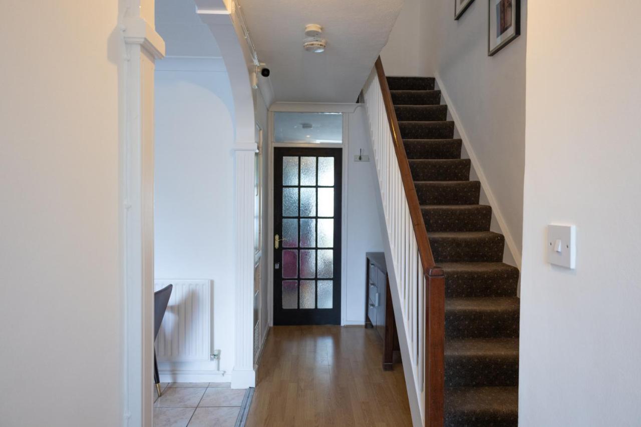 London - 4 Bed - Sleeps 8 - Garden - Pet Friendly Villa Ngoại thất bức ảnh
